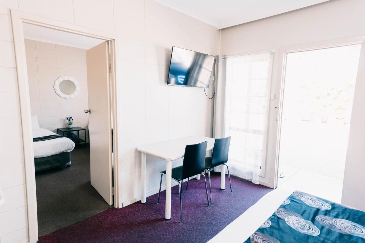 Motel Poinsettia Port Augusta Eksteriør bilde